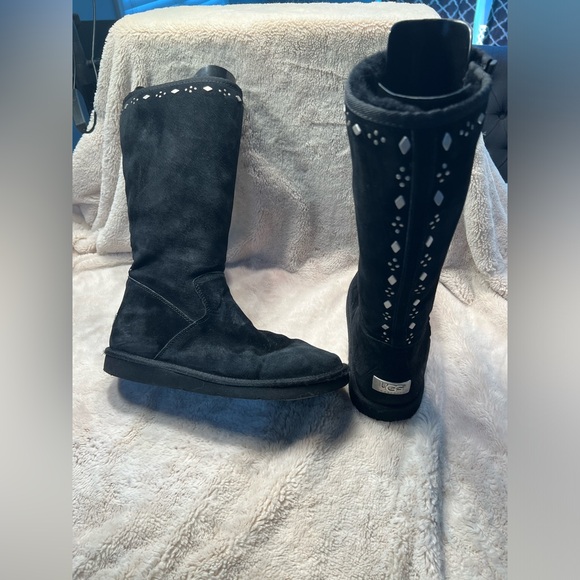UGG Shoes - UGG Australia Joplin Winter Boots Women’s Size 11 Black Suede Sheepskin